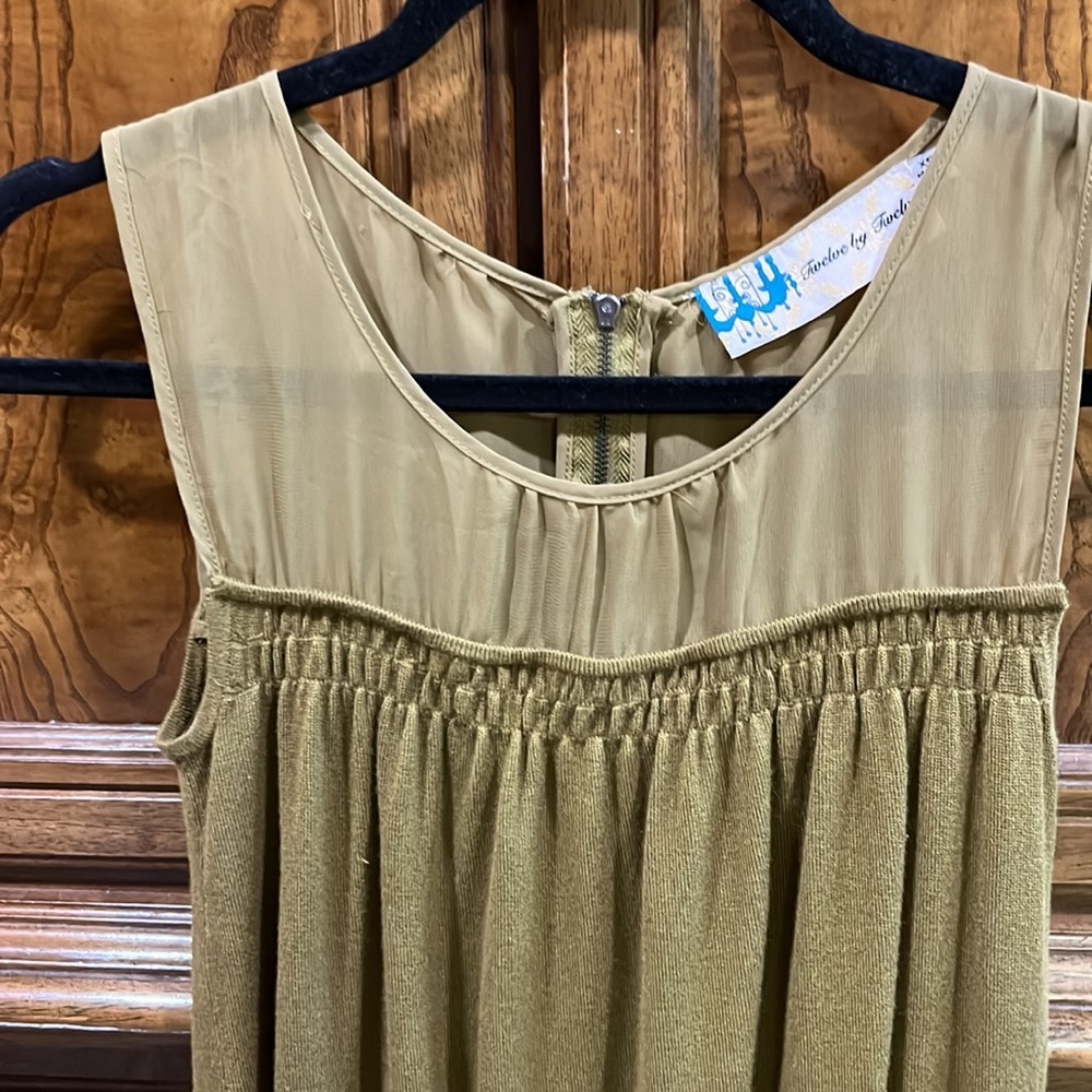 Twelve by twelve Los Angeles unique sleeveless khaki green dress size xs - Picture 2 of 9